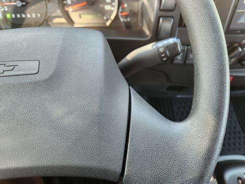 New 2024 Chevrolet Low Cab Forward image 29