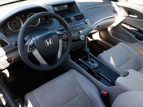 Used 2009 Honda Accord LX-P image 4