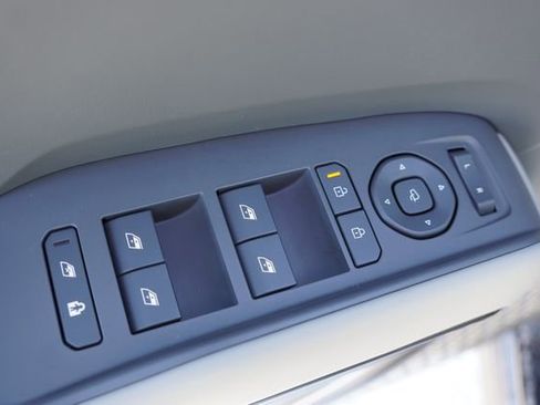 Used 2026 Kia EV9 Wind image 24