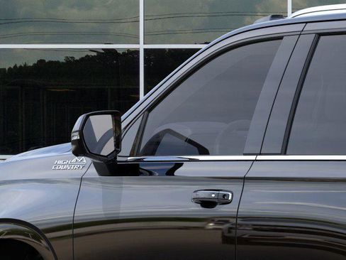 New 2026 Chevrolet Tahoe High Country image 12