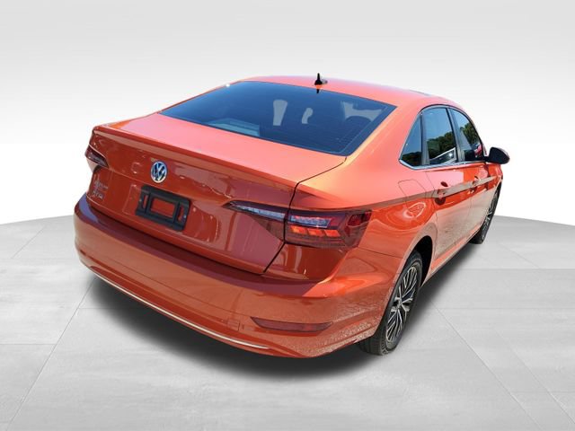 Used 2020 Volkswagen Jetta SE w/ SE Cold Weather Package FWD image 4