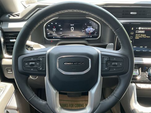 Used 2024 GMC Sierra 1500 Denali w/ Denali Reserve Package AWD/4WD image 4