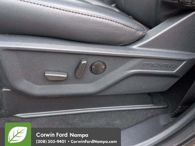 New 2026 Ford F350 Lariat w/ Black Appearance Package AWD/4WD image 12