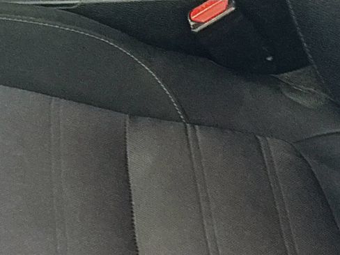 Used 2019 Honda CR-V LX image 30