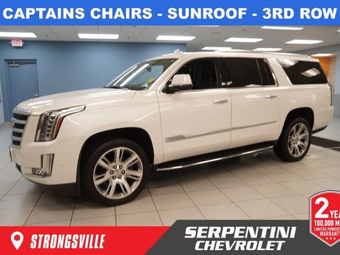 Used 2019 Cadillac Escalade ESV Luxury image 1