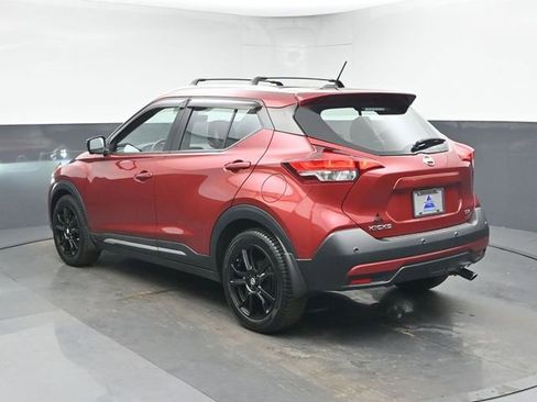 Used 2020 Nissan Kicks SR w/ SR Premium Package image 7