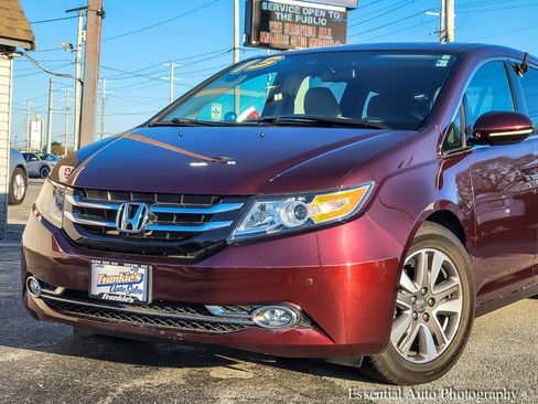 Used 2015 Honda Odyssey Touring Elite image 2