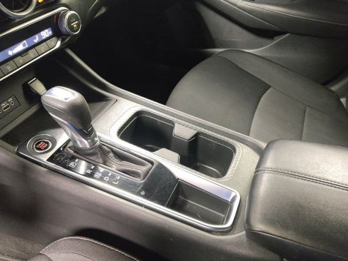 Used 2020 Nissan Sentra SV FWD image 26