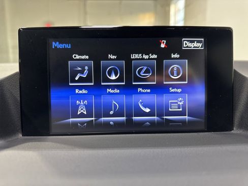 Used 2017 Lexus CT 200h w/ Navigation System Package image 19