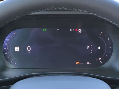 Used 2026 Volvo XC40 B5 Plus w/ Protection Package Premier image 33