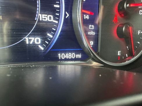 Used 2024 Chevrolet Blazer RS w/ Enhanced Convenience Package image 5