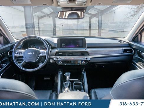 Used 2022 Kia Telluride SX image 3