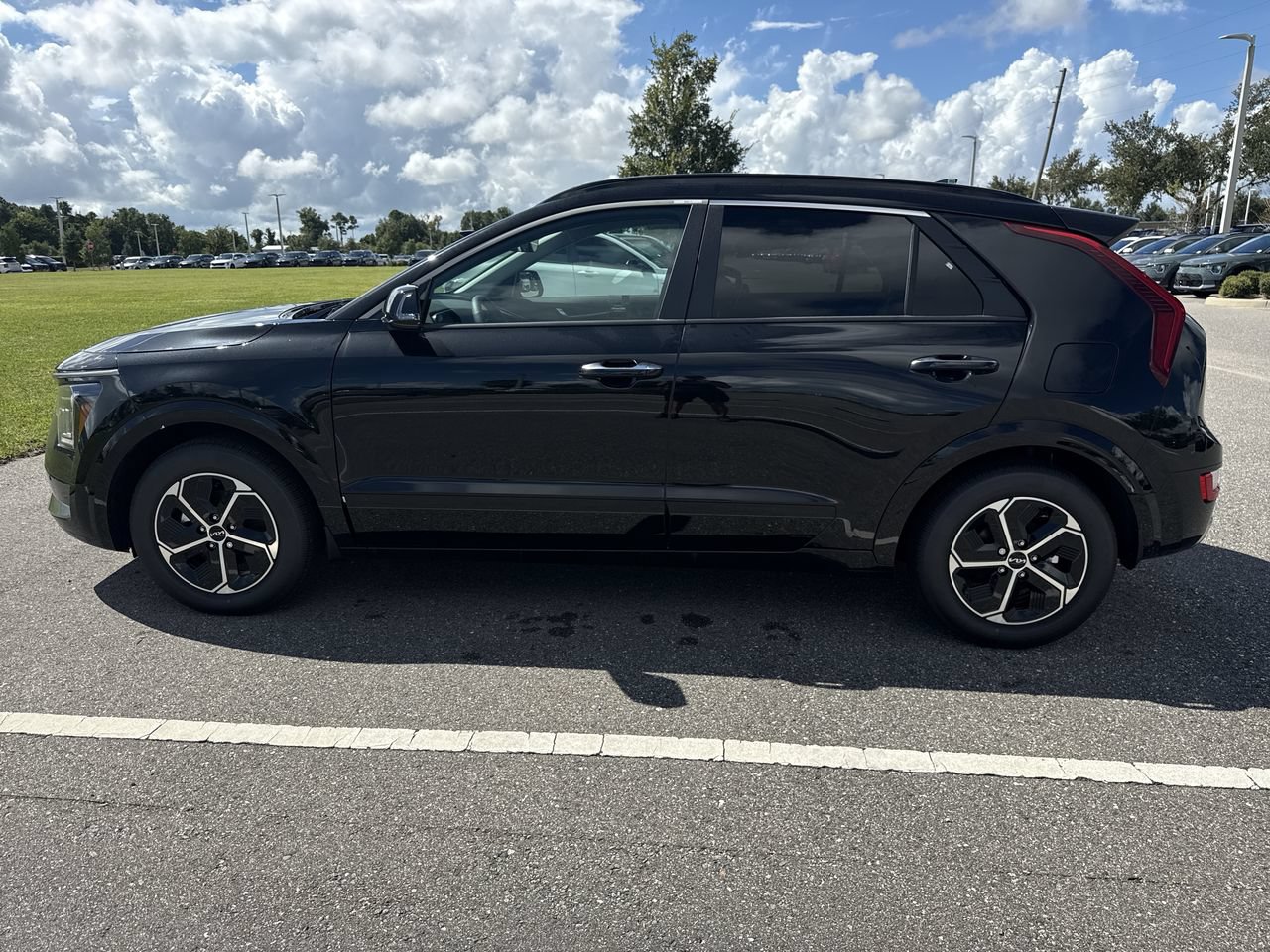New 2026 Kia Niro FWD image 7