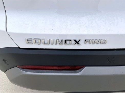 Used 2025 Chevrolet Equinox LT image 8