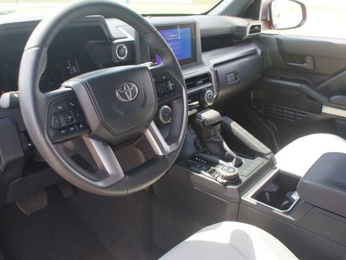 Used 2026 Toyota 4Runner SR5 AWD/4WD image 13