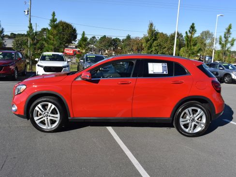 Used 2019 Mercedes-Benz GLA 250 4MATIC image 6