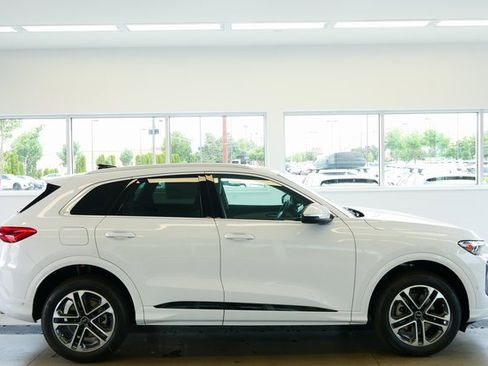 New 2025 Audi Q5 Premium image 7