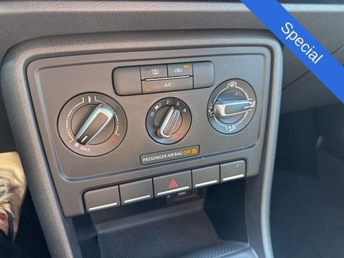 Used 2019 Volkswagen Beetle 2.0T S FWD image 14