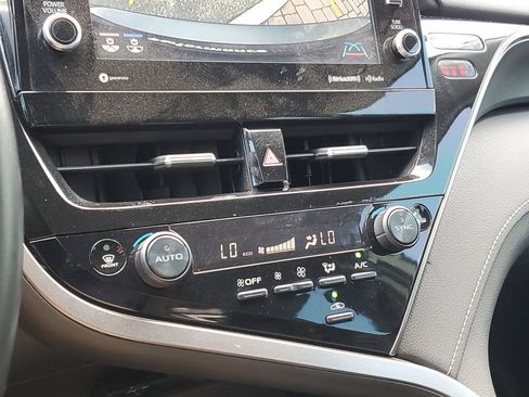 Used 2022 Toyota Camry SE w/ Audio Upgrade Package FWD image 29