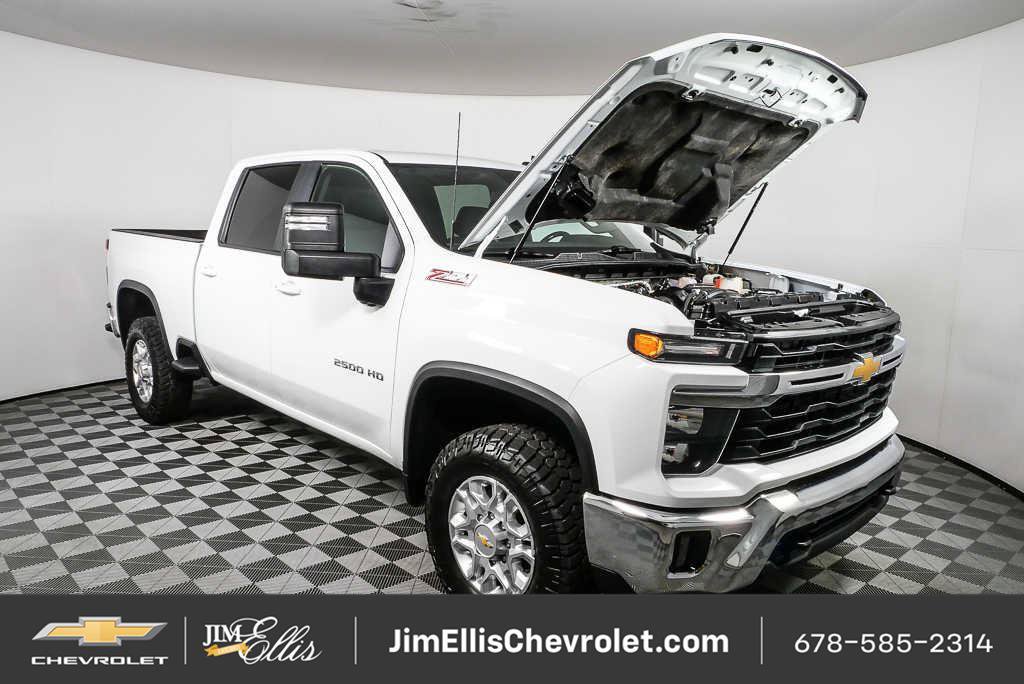 Certified 2024 Chevrolet Silverado 2500 LT AWD/4WD image 29