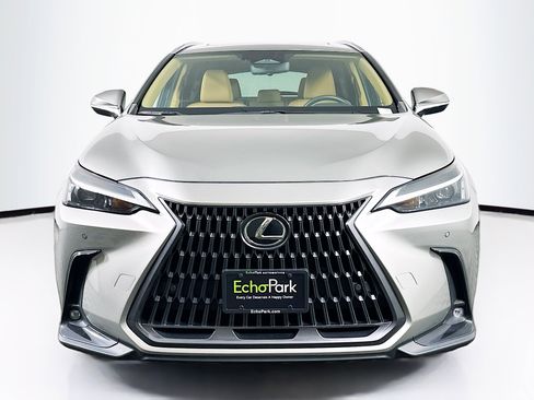 Used 2023 Lexus NX 350 AWD image 2