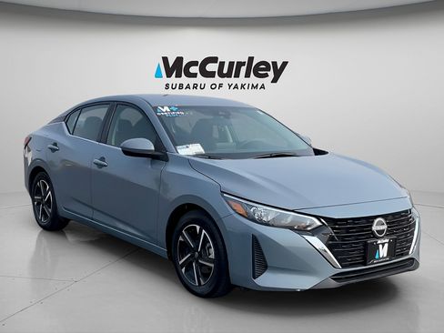 Used 2024 Nissan Sentra SV FWD image 8
