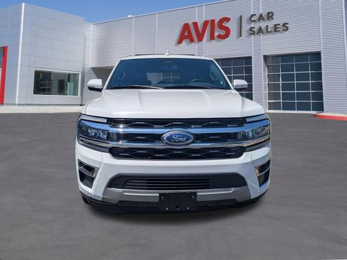 Used 2024 Ford Expedition Limited AWD/4WD image 2