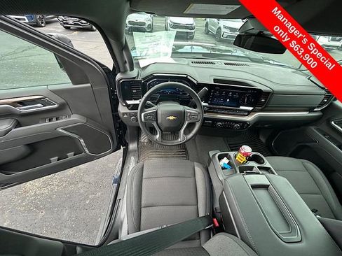 Used 2025 Chevrolet Silverado 3500 LT image 23