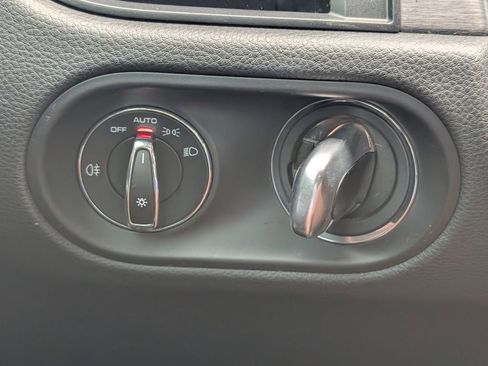 Certified 2022 Porsche Macan GTS image 28