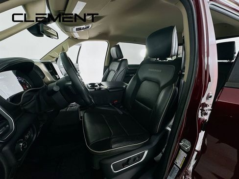 Used 2019 RAM 1500 Laramie image 29