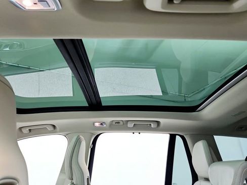 Certified 2022 Volvo XC90 T6 Inscription w/ Advanced Package image 18