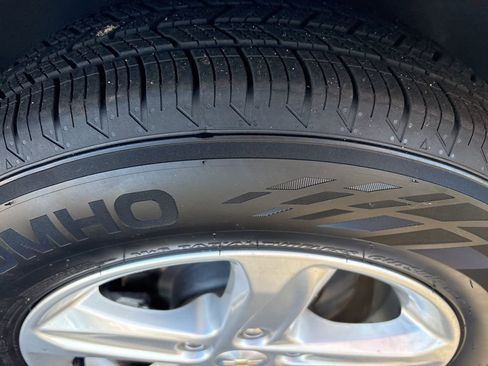 Used 2023 Chevrolet Malibu LT FWD image 10