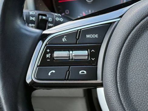 Used 2020 Kia Sportage EX w/ EX Technology Package FWD image 18