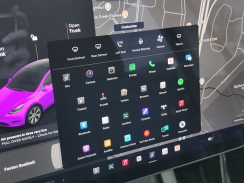 Used 2021 Tesla Model Y Long Range image 9