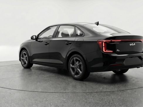 Used 2025 Kia K4 FWD image 6