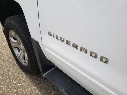 Used 2017 Chevrolet Silverado 1500 LT w/ All Star Edition AWD/4WD image 11