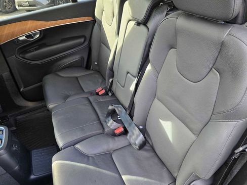 Certified 2024 Volvo XC90 T8 Plus w/ Protection Package Premier image 19