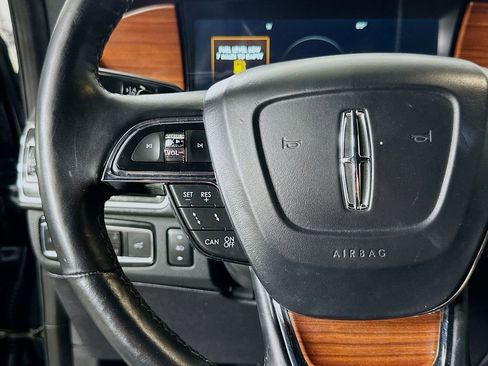 Used 2021 Lincoln Navigator Reserve image 23