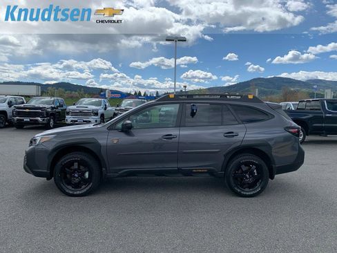 Used 2025 Subaru Outback Wilderness image 4