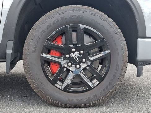 Used 2025 Chevrolet Silverado 1500 RST image 8