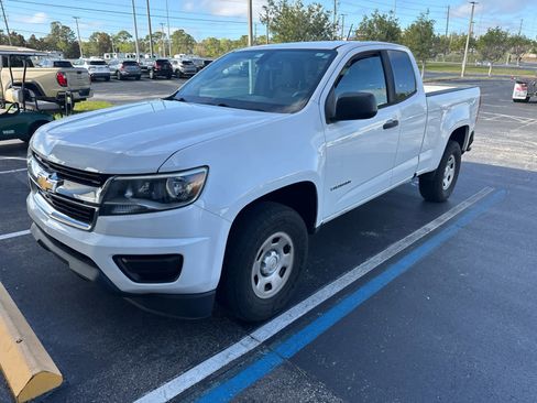 Used 2019 Chevrolet Colorado W/T w/ WT Convenience Package image 2
