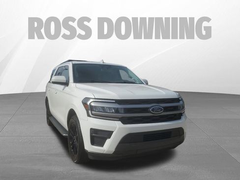 Used 2022 Ford Expedition XLT image 3
