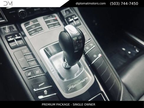 Used 2014 Porsche Panamera 4 AWD/4WD image 41