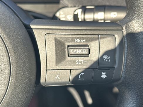 New 2026 Nissan Kicks S image 25