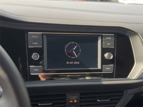 Certified 2024 Volkswagen Jetta Sport image 18