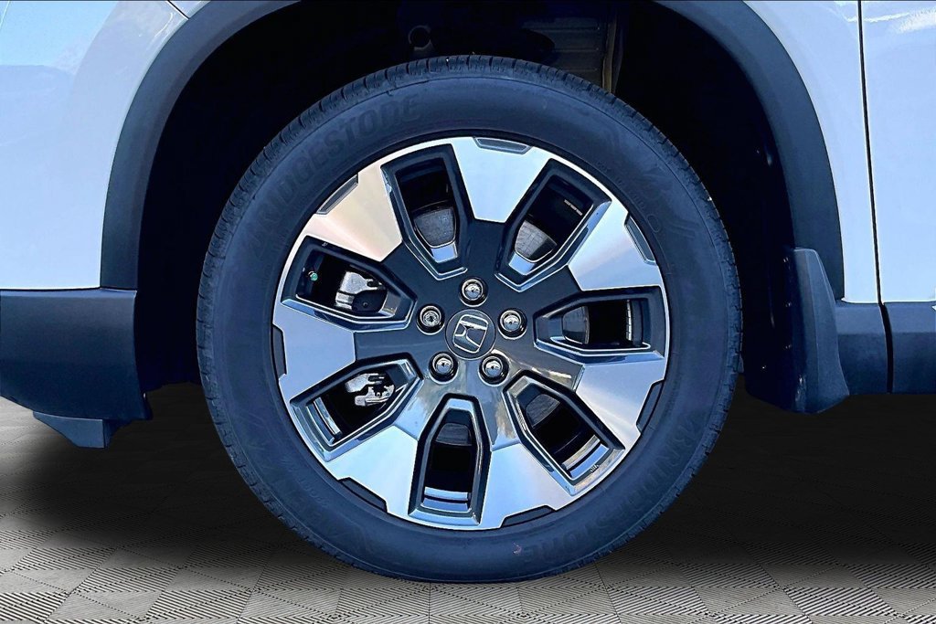 Used 2026 Honda Pilot Elite image 23