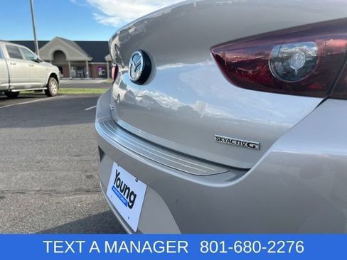 Used 2023 MAZDA MAZDA3 s FWD image 5