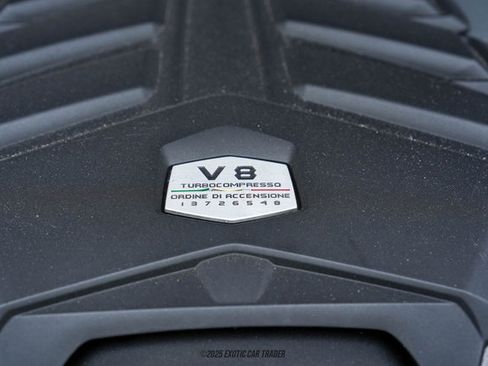 Used 2019 Lamborghini Urus image 18