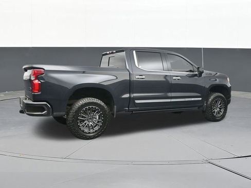 Used 2023 Chevrolet Silverado 1500 High Country w/ LPO, Dark Essentials Package AWD/4WD image 16