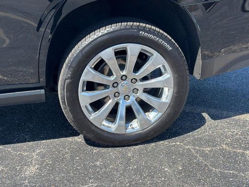 Certified 2023 Chevrolet Tahoe Premier AWD/4WD image 9